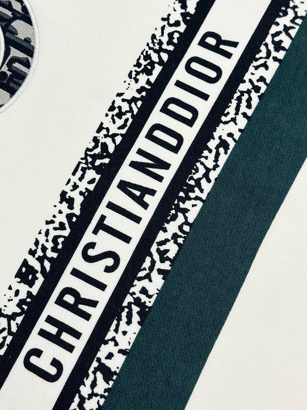 ブランドパーカー角部分ディテール